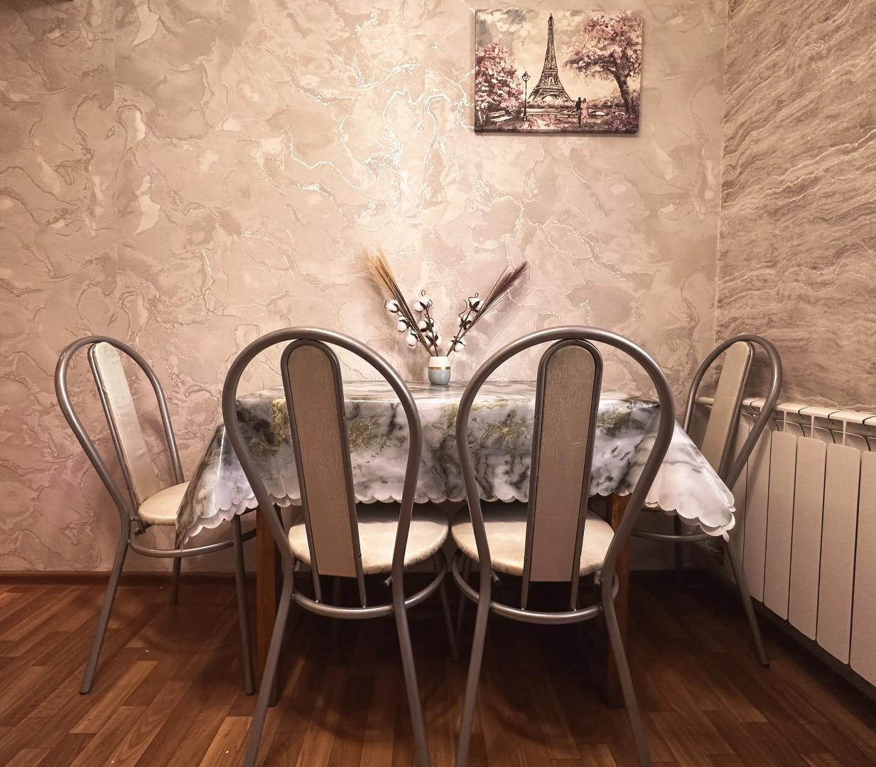 Апартаменты Двухкомнатные апартаменты на Каховской