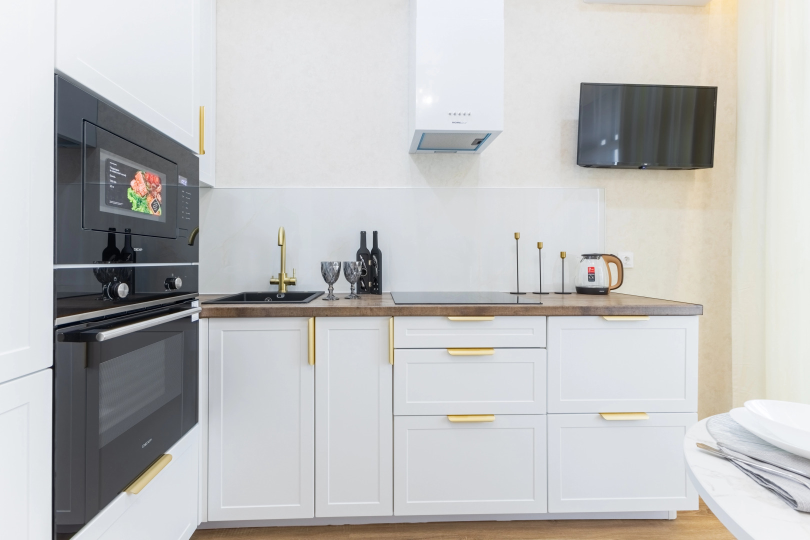 Квартира на Алексея Козина 9