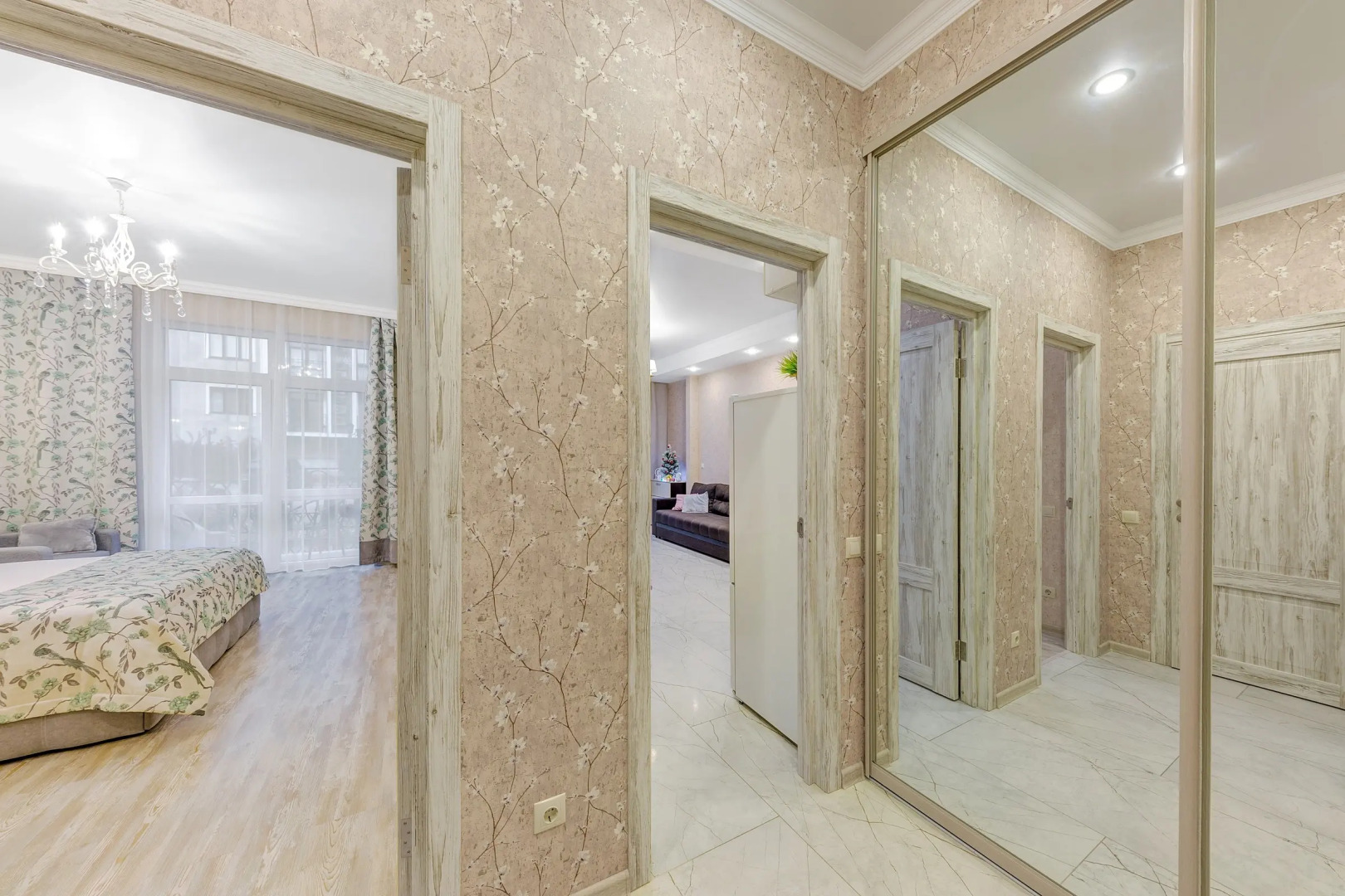 Апартаменты с балконом и видом на горы Sea Breeze & SPA