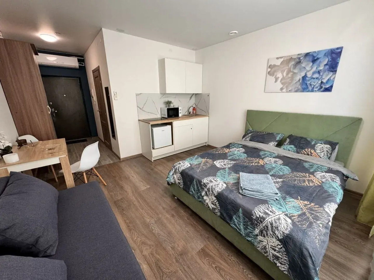 Апартаменты на Улице Малышева 42А