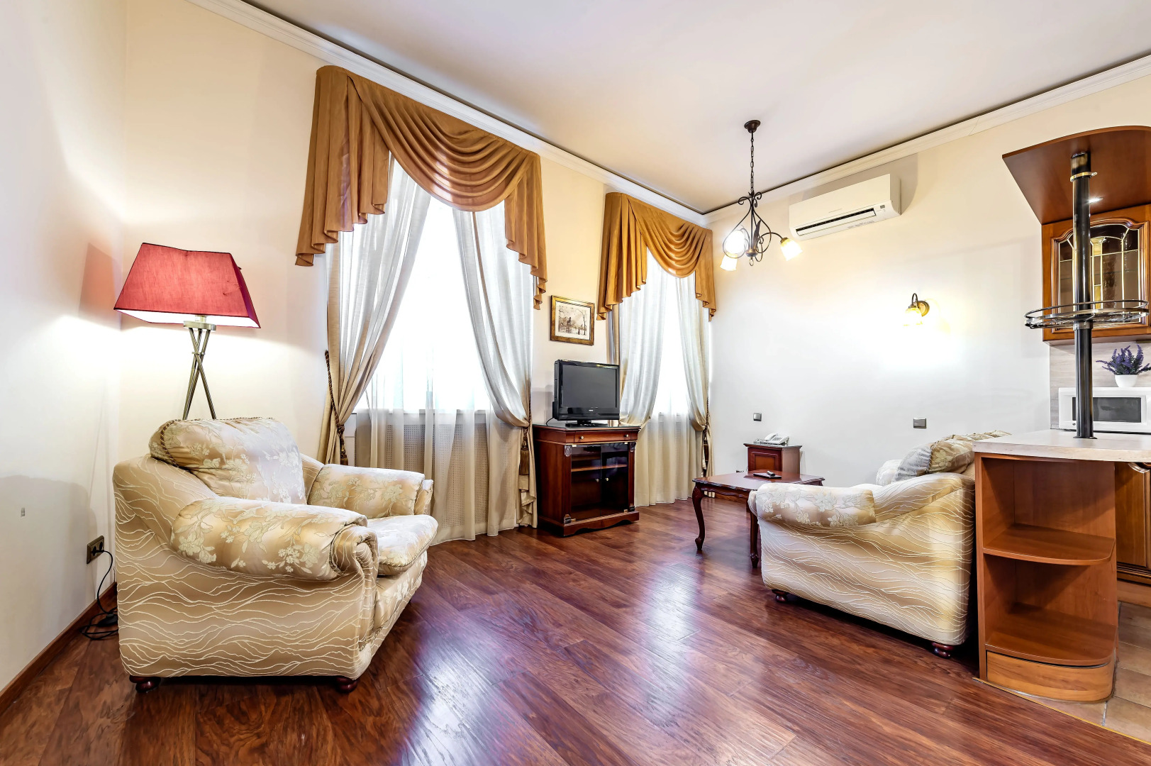 Апартаменты Времена года