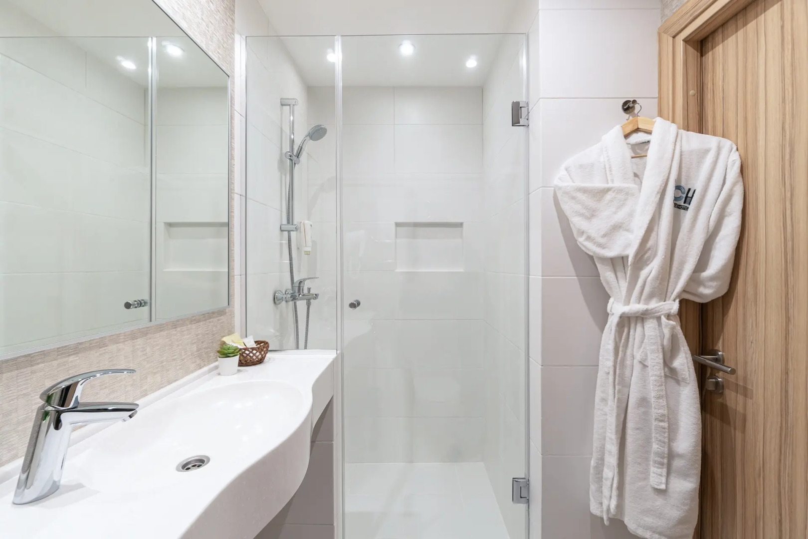 Отель Harbor Club