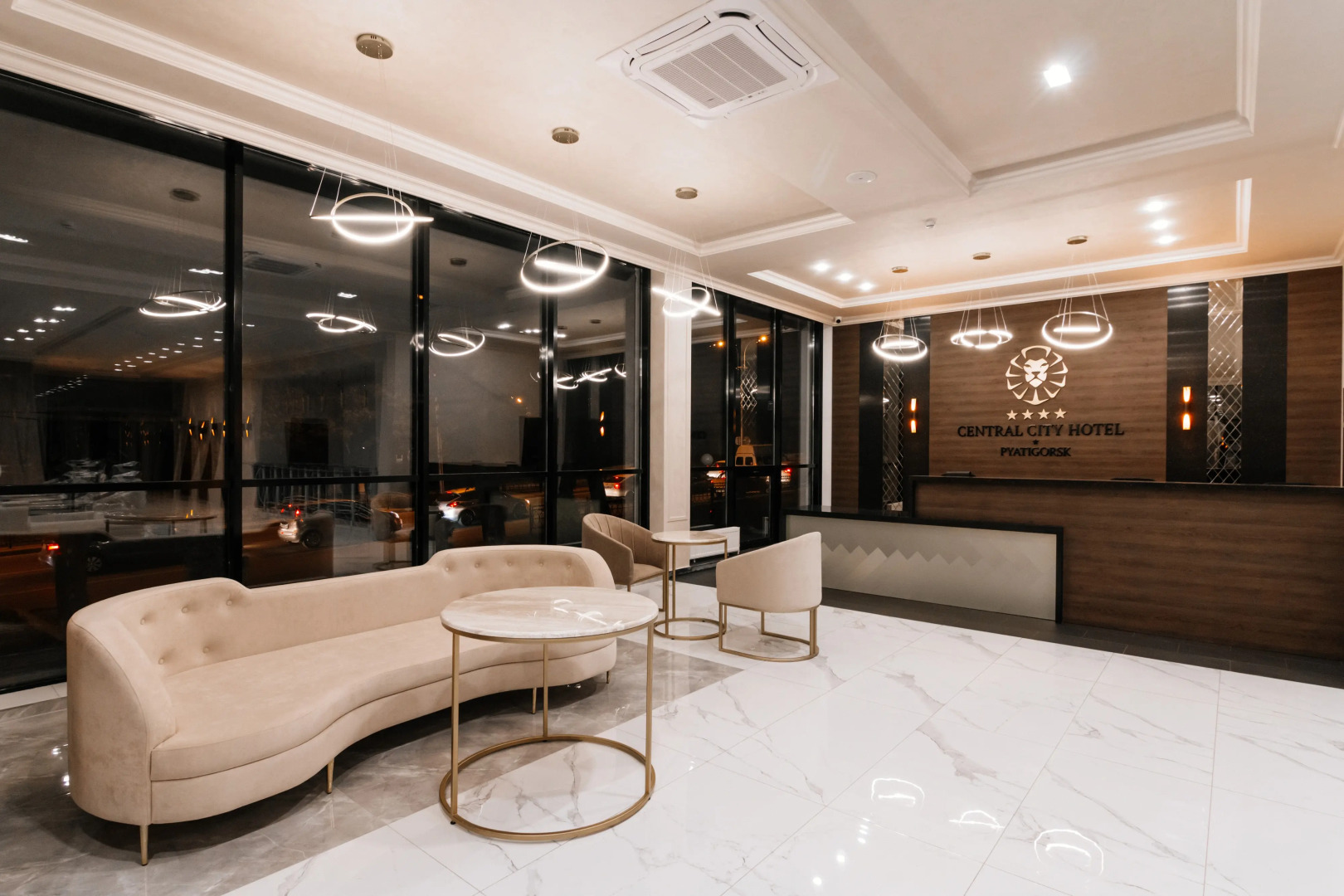 Отель Central City