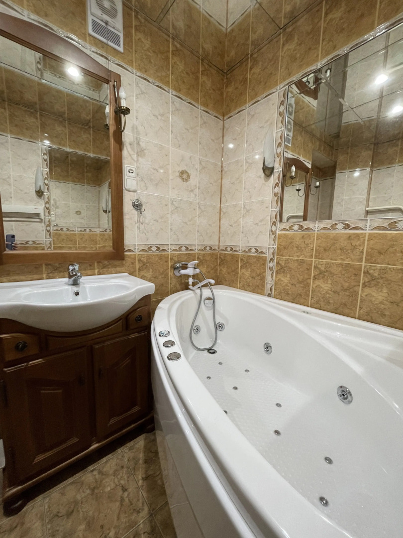 Апартаменты Авиаторов 14