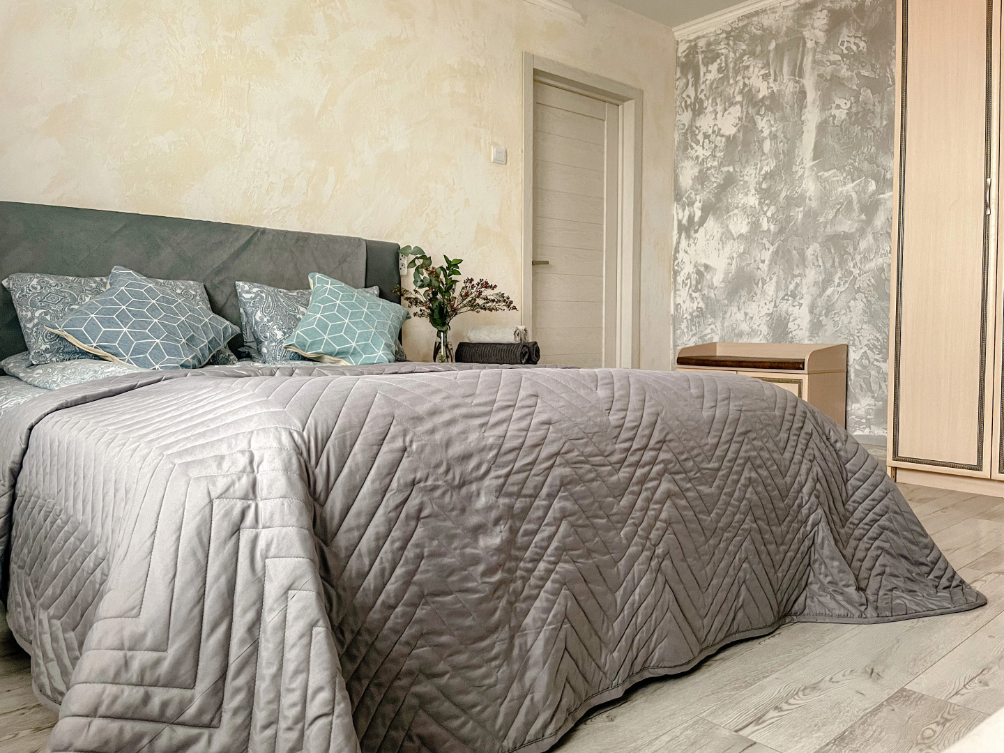 Апартаменты Баграмяна 22