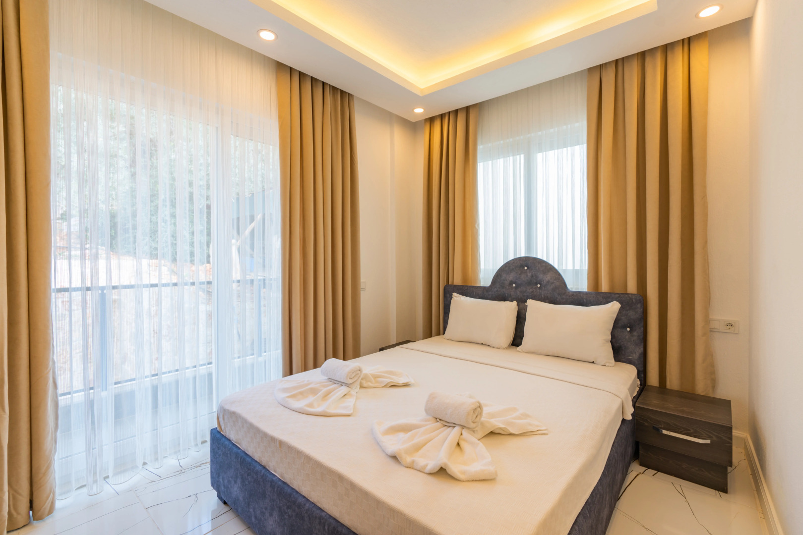 Апартаменты Tayla Suit