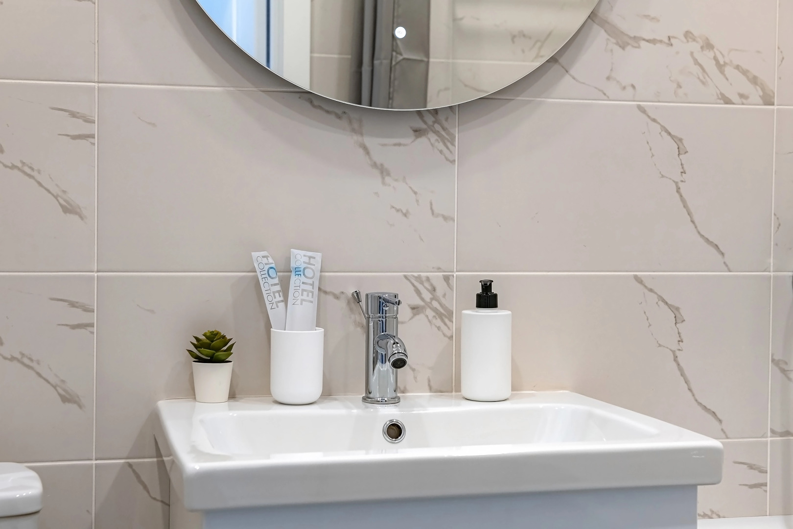 Апартаменты TopHouse на Нейбута 2а, 3 этаж