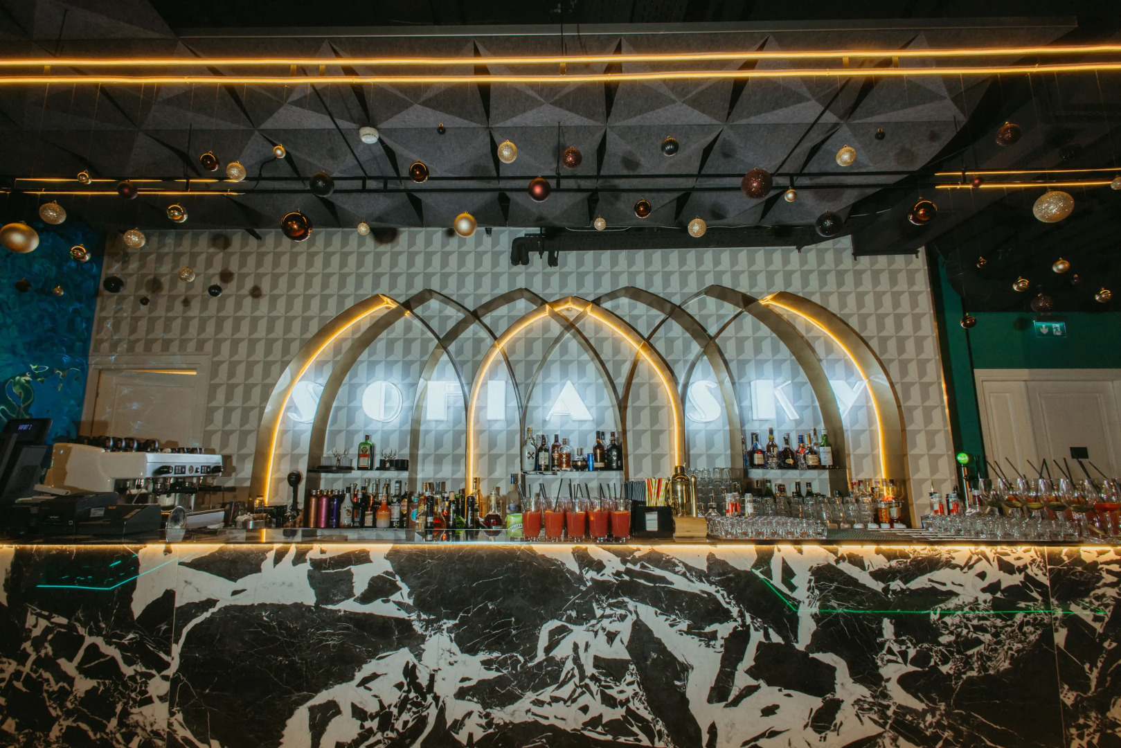 Отель International Iasi