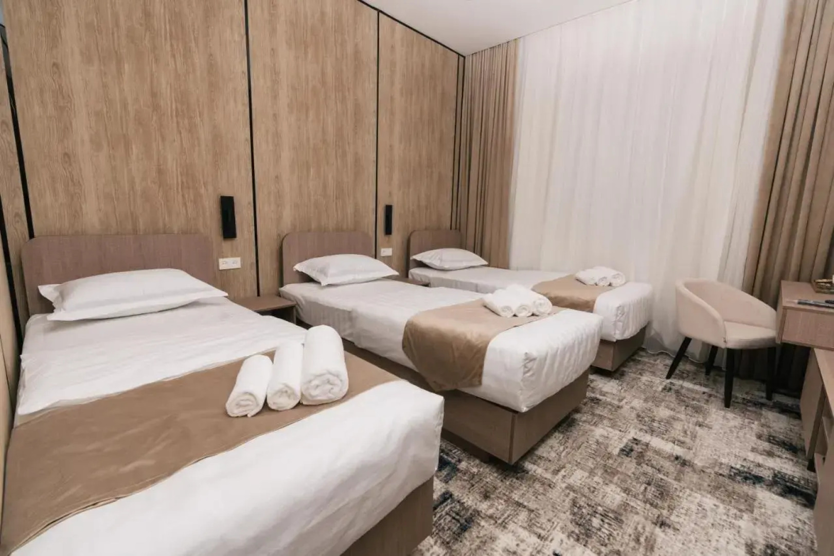 Отель Grand Castle