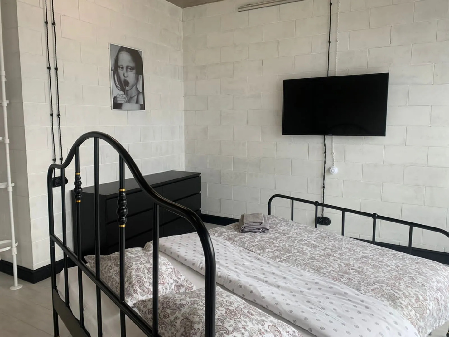 Апартаменты 1503 Верхнеторговая площадь 4