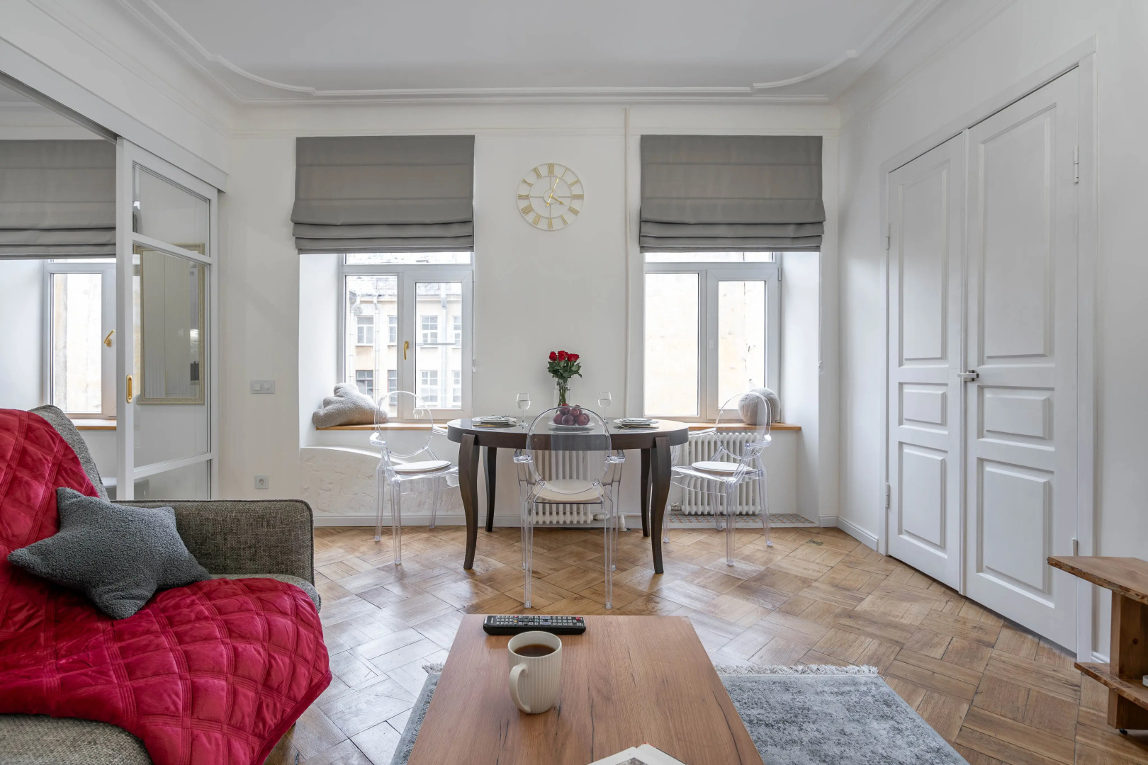 Апартаменты KeysSpb на Кузнечном