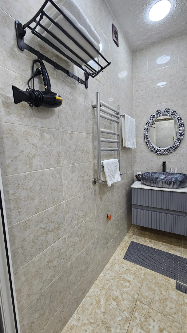 Apartments History 1870