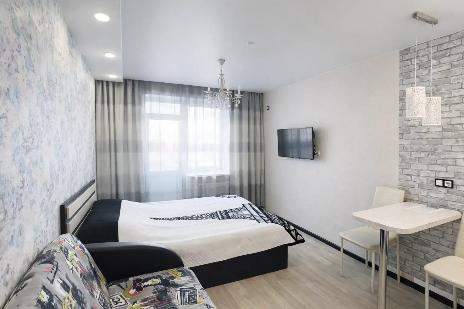 Апартаменты на Богдана Хмельницкого 13