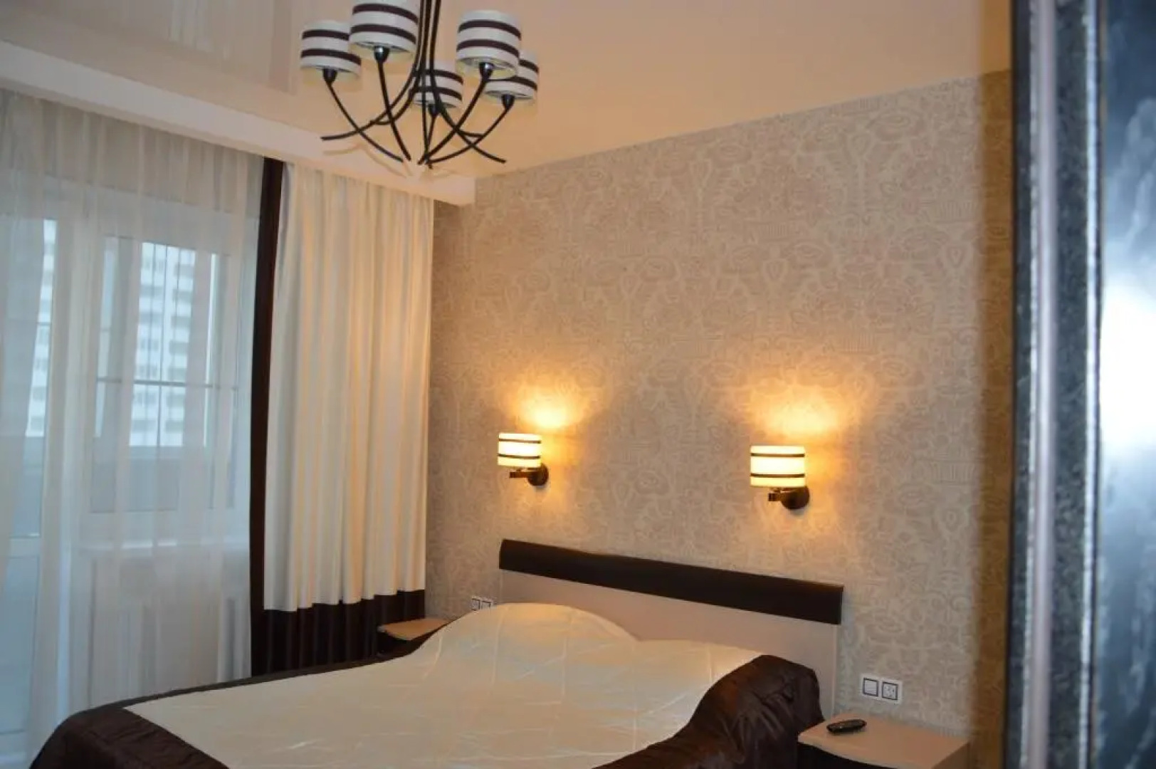 Апартаменты на Крайнова 4