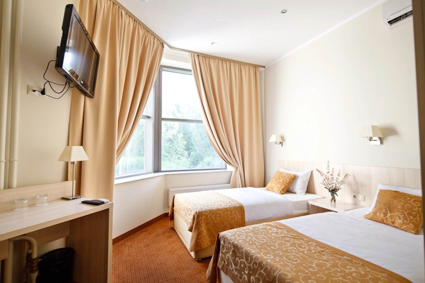 Отель Skypoint Gamma Delta Alfa