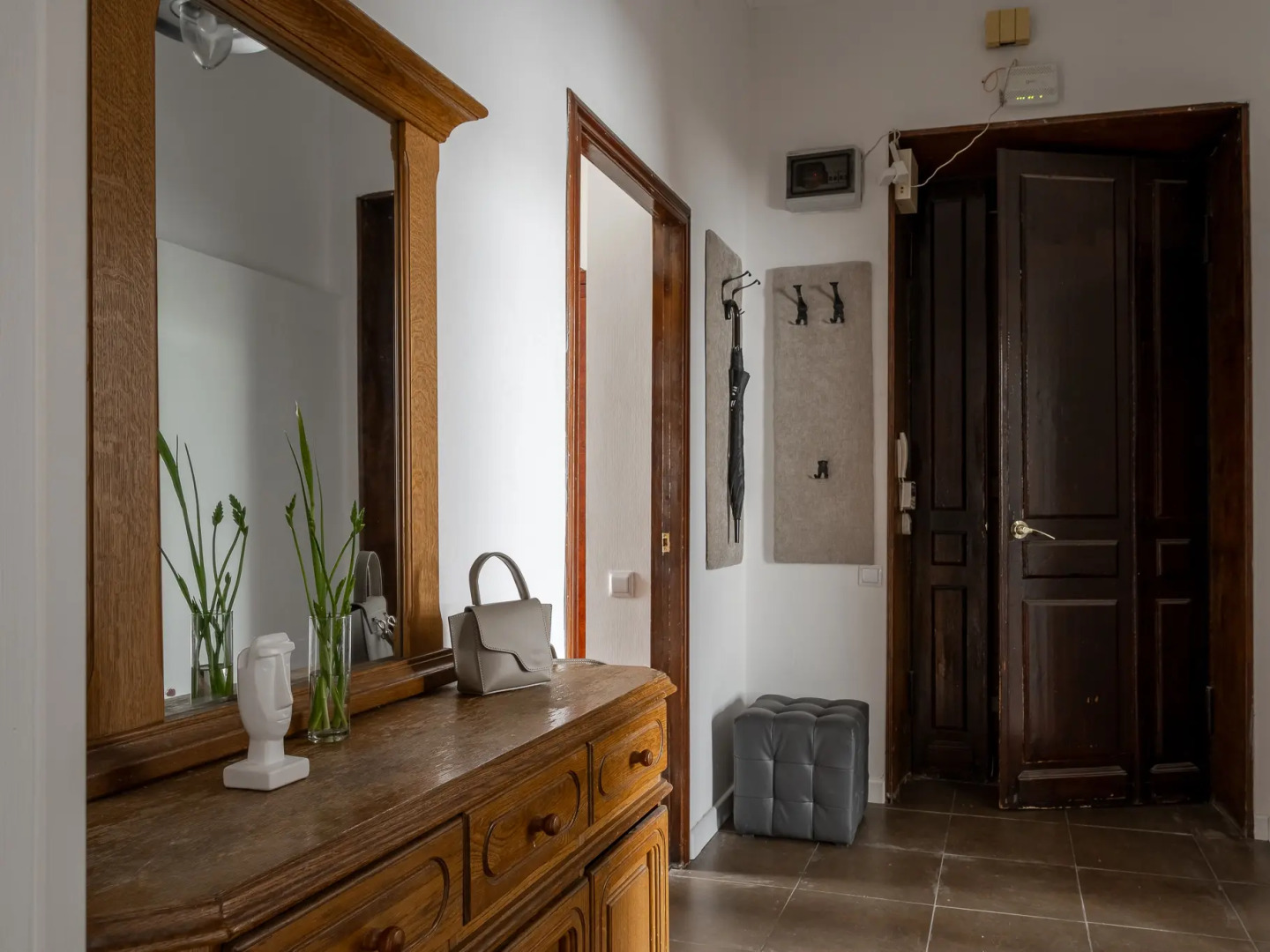 Апартаменты Кварт-Отель, Бережковская Набережная 12