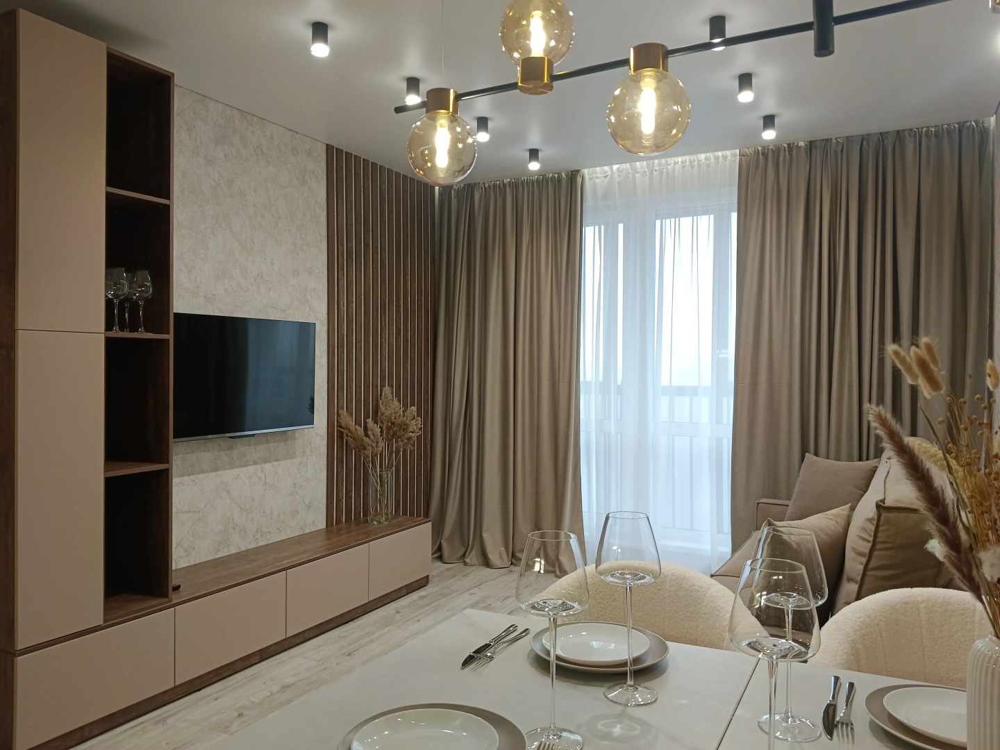 Апартаменты двухкомнатные КЛАССА ЛЮКС в центре Ижевска