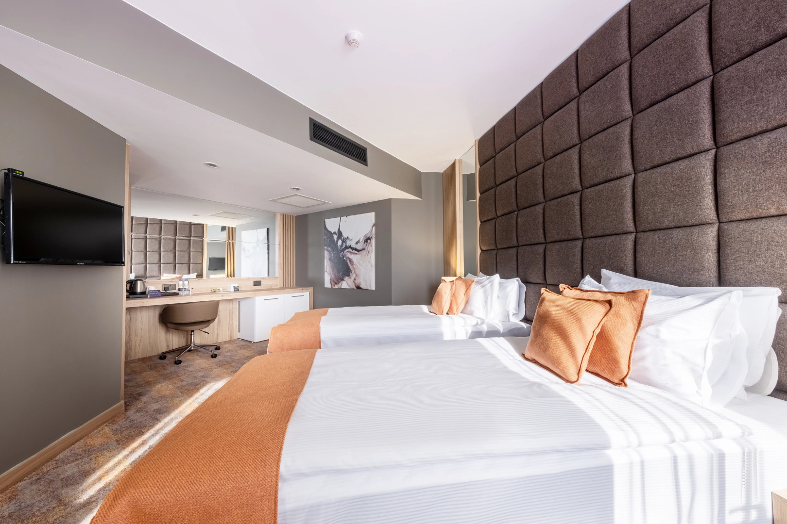 Отель Grand Sapphire City