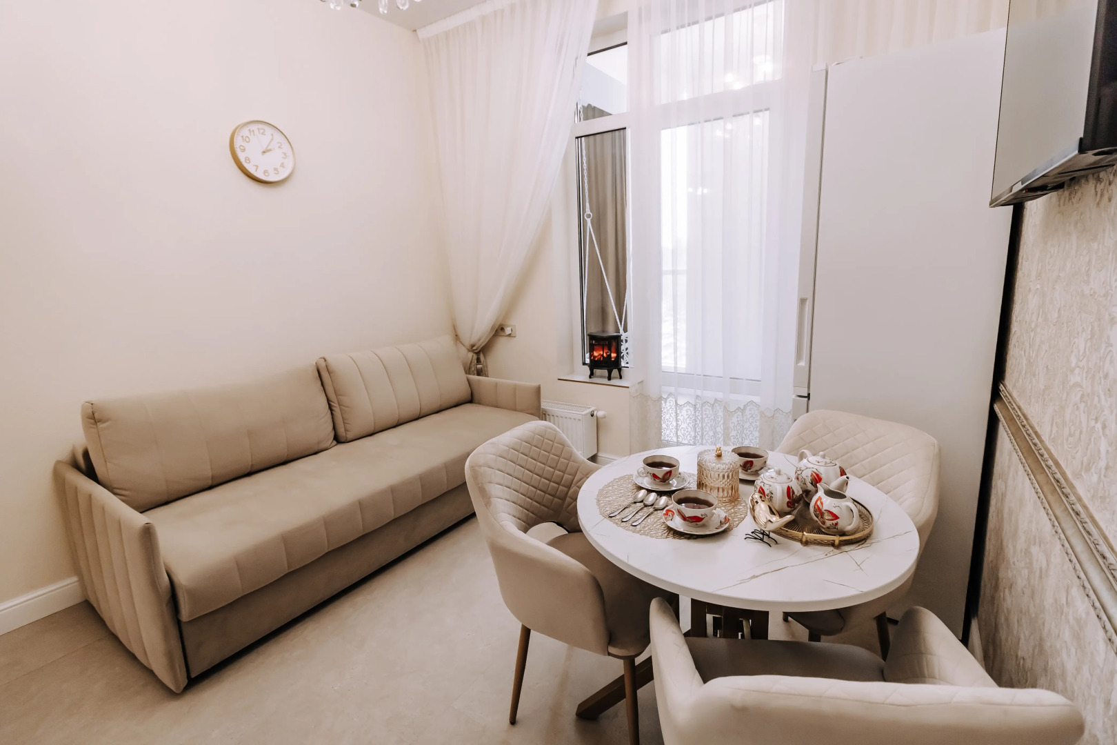 Апартаменты Urban Кот Gold