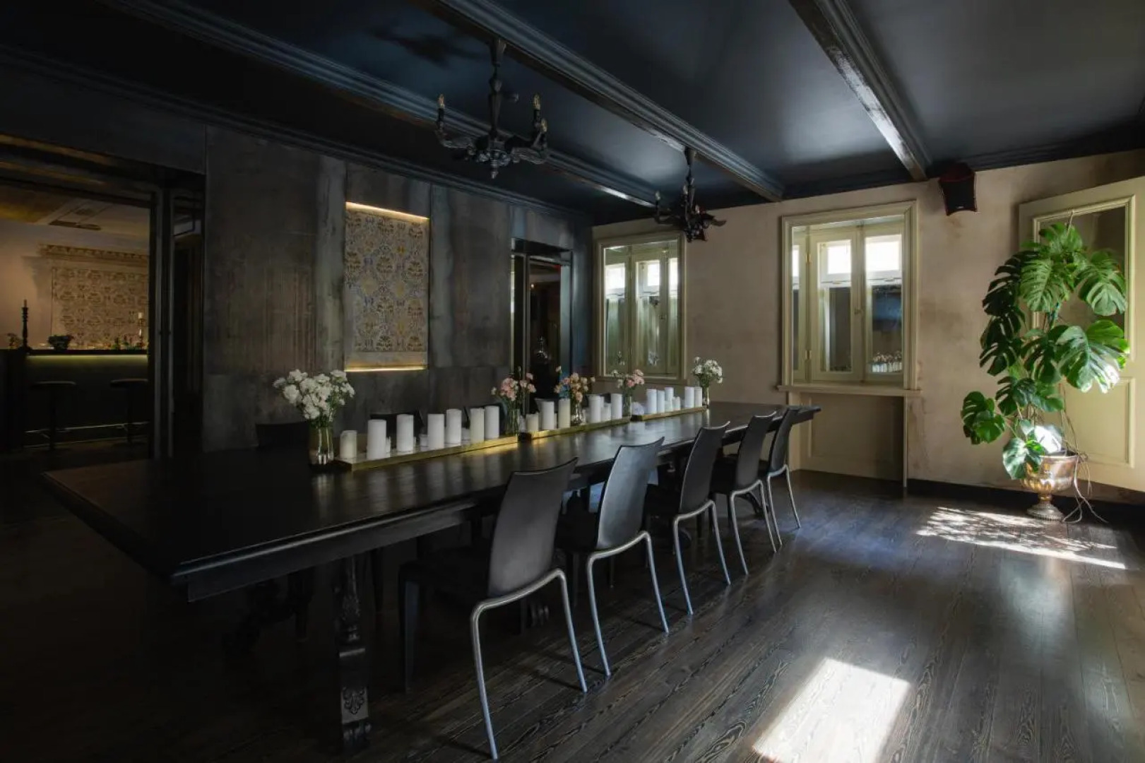 Unfound Door - Design Hotel