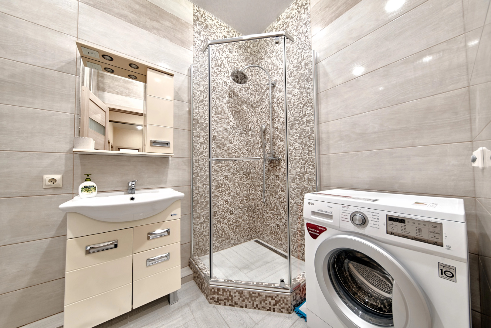 Апартаменты Светлые и Уютные в Центре от LetoApart