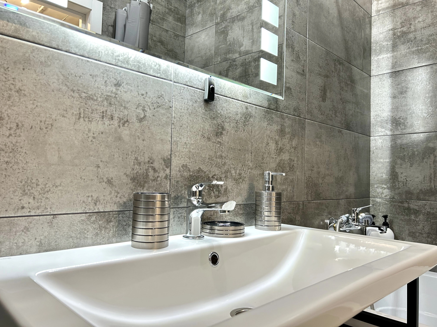 Апартаменты FSF Премиальная Студия с Дистанционным Заселением