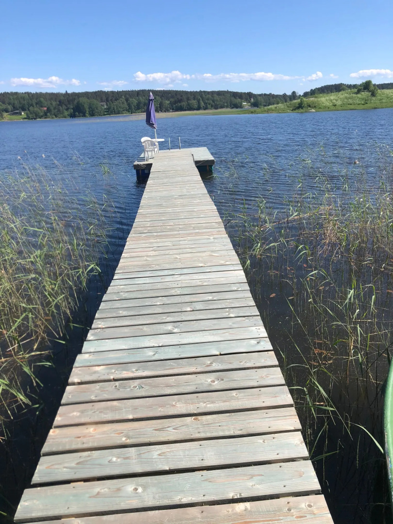 Частный дом Уединенный дом на берегу Ладоги