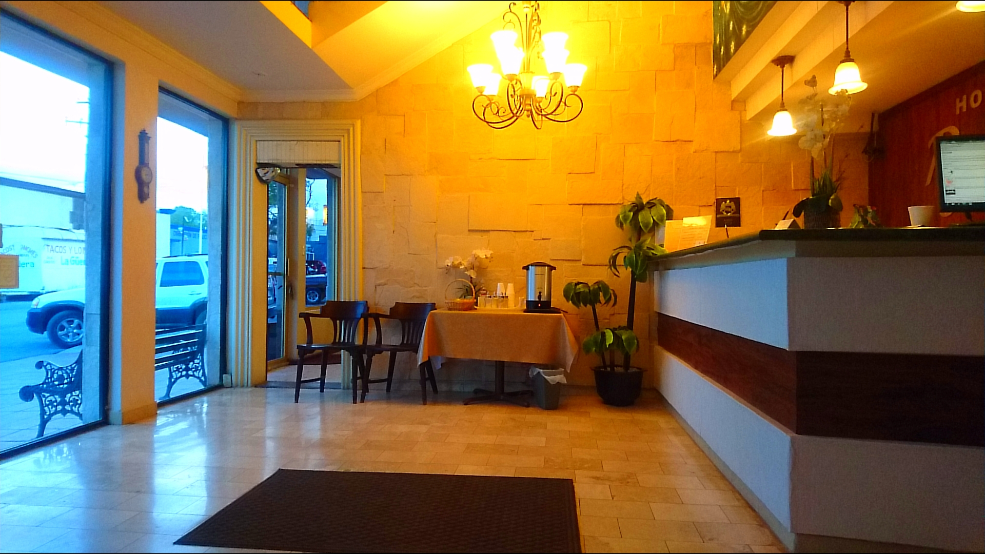 Отель Royal Inn