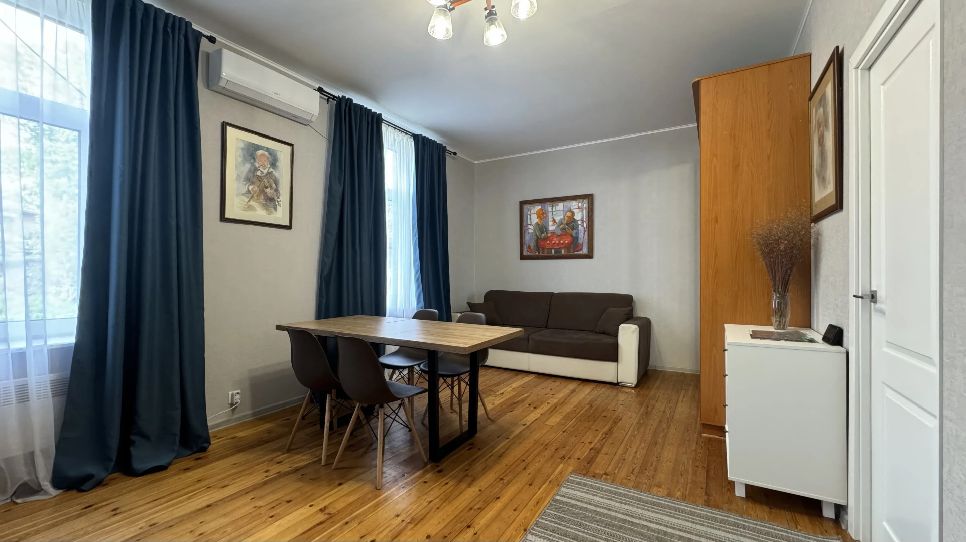 Апартаменты Таунхаус с сауной в центре у набережной