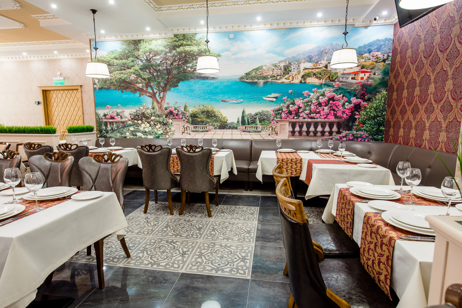 Отель Версаль