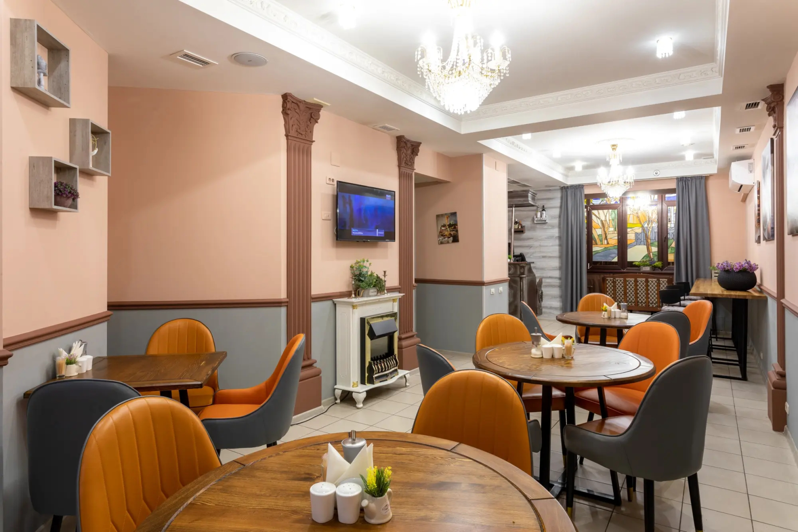 Апарт-отель 22 КВАДРАТА ( Царский двор)