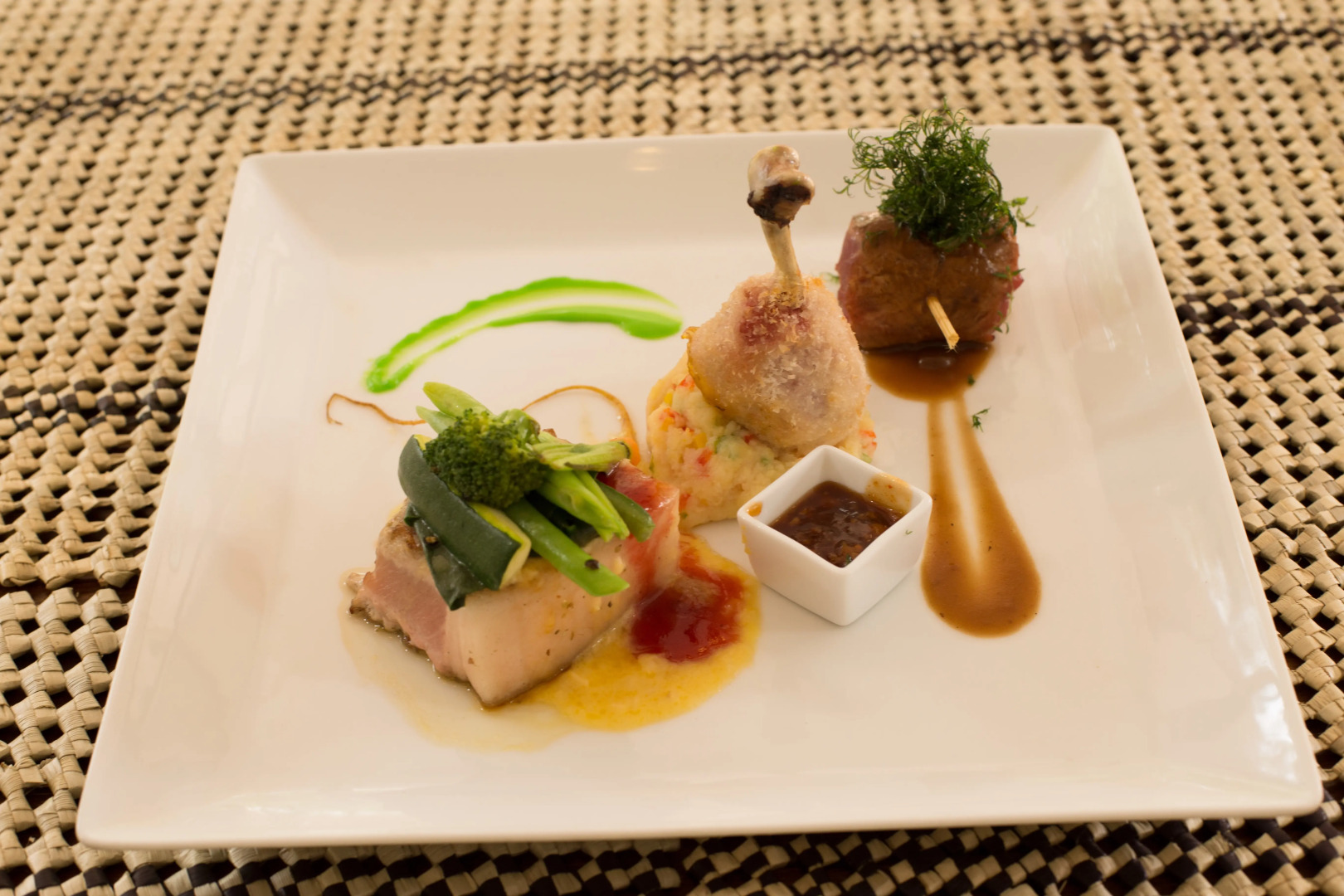 Отель Nilaveli Beach