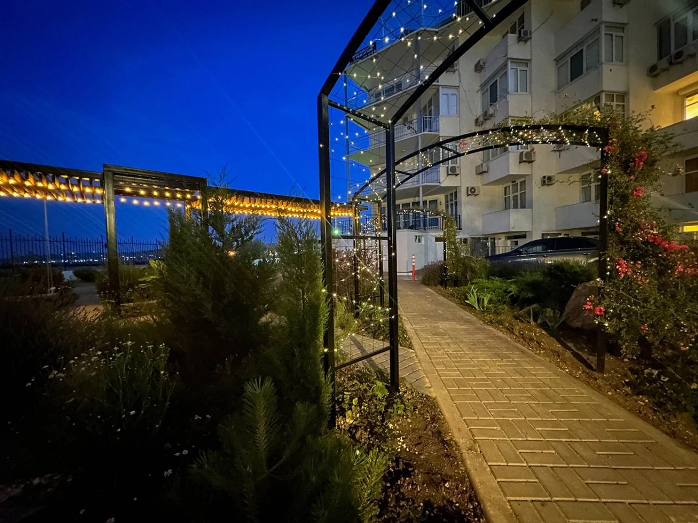 Просторные двухкомнатные апартаменты Loft-Apart