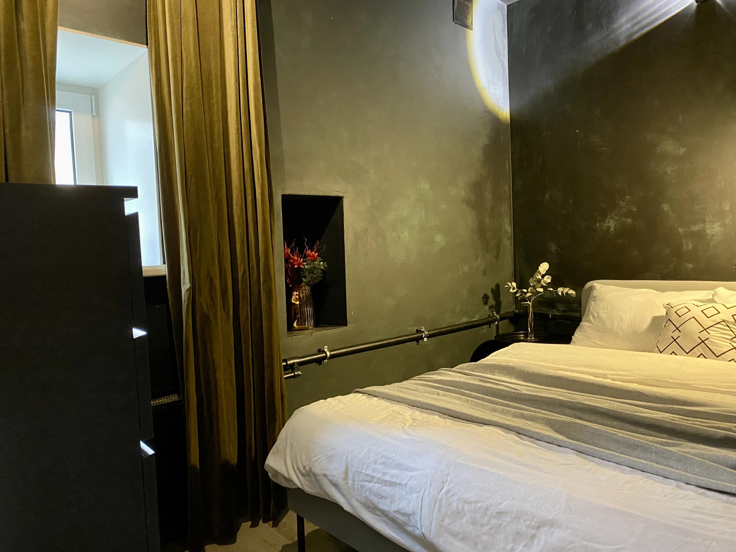 Квартира Mузыка кpыш, тихая и уютная