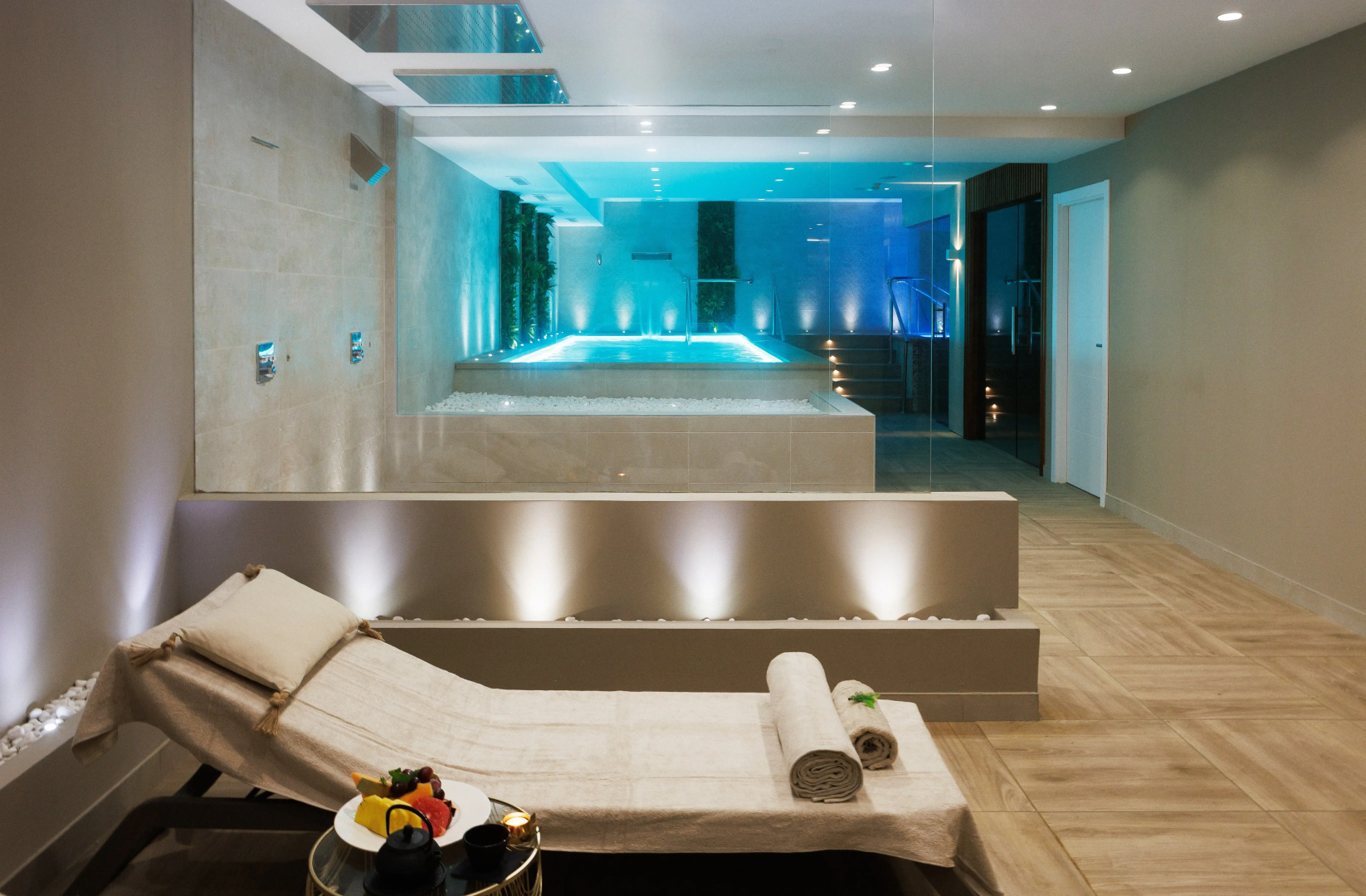 Отель Alanda Marbella Hotel