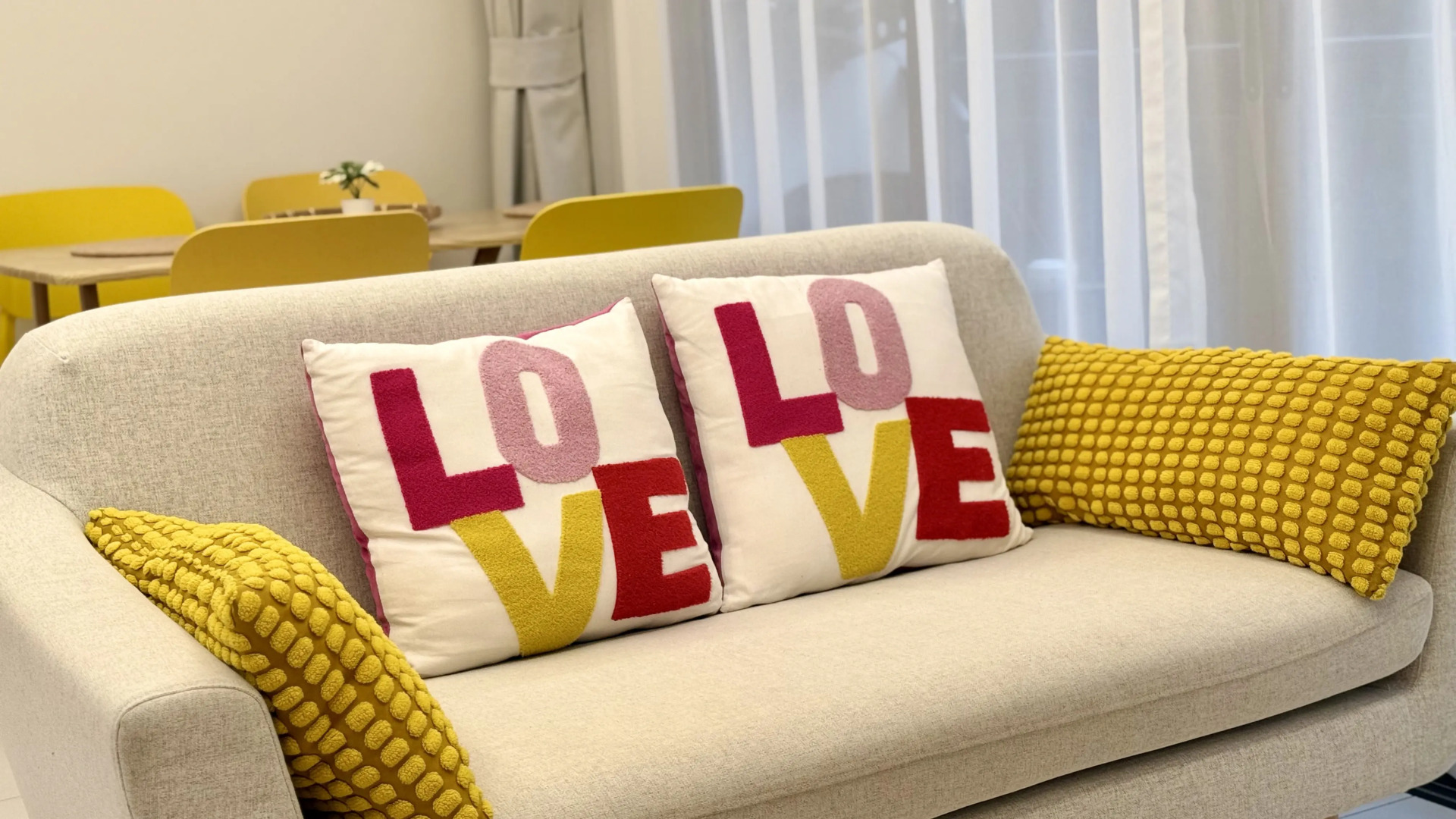 Квартира Новая с двумя спальнями  и бассейном  у моря пляж Камала