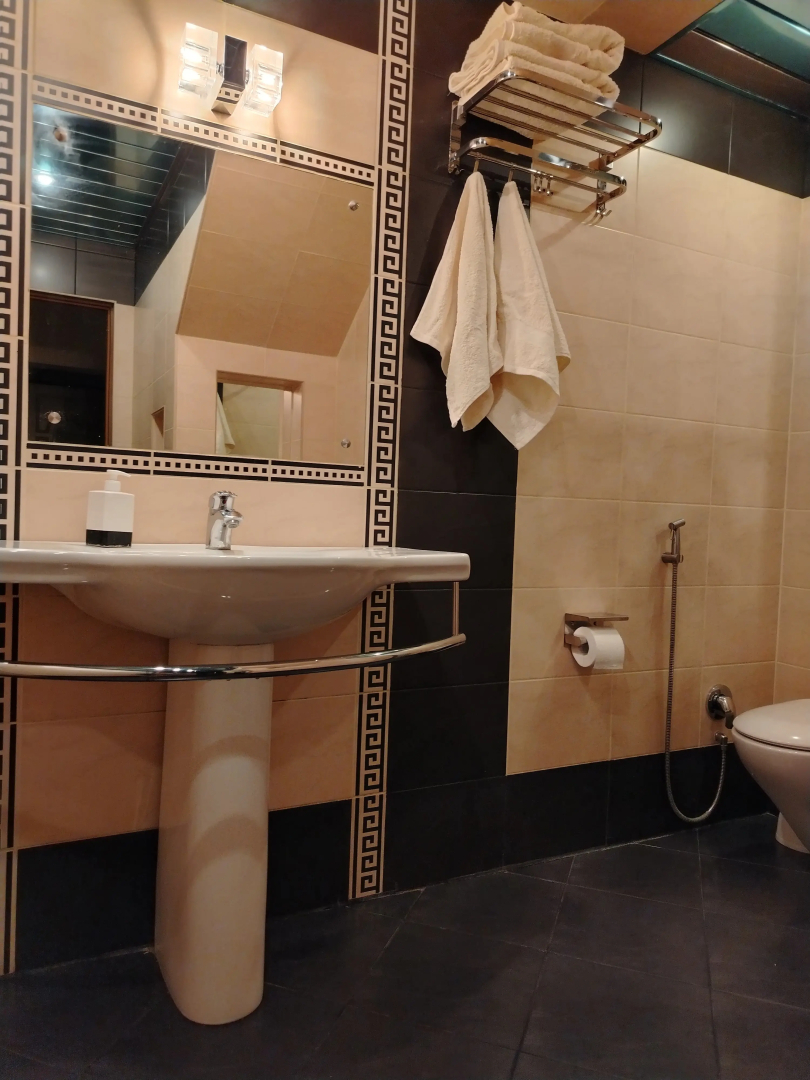 Частный дом Уютный с купелью, сауной и камином Лаундж с гамаком и лежаками