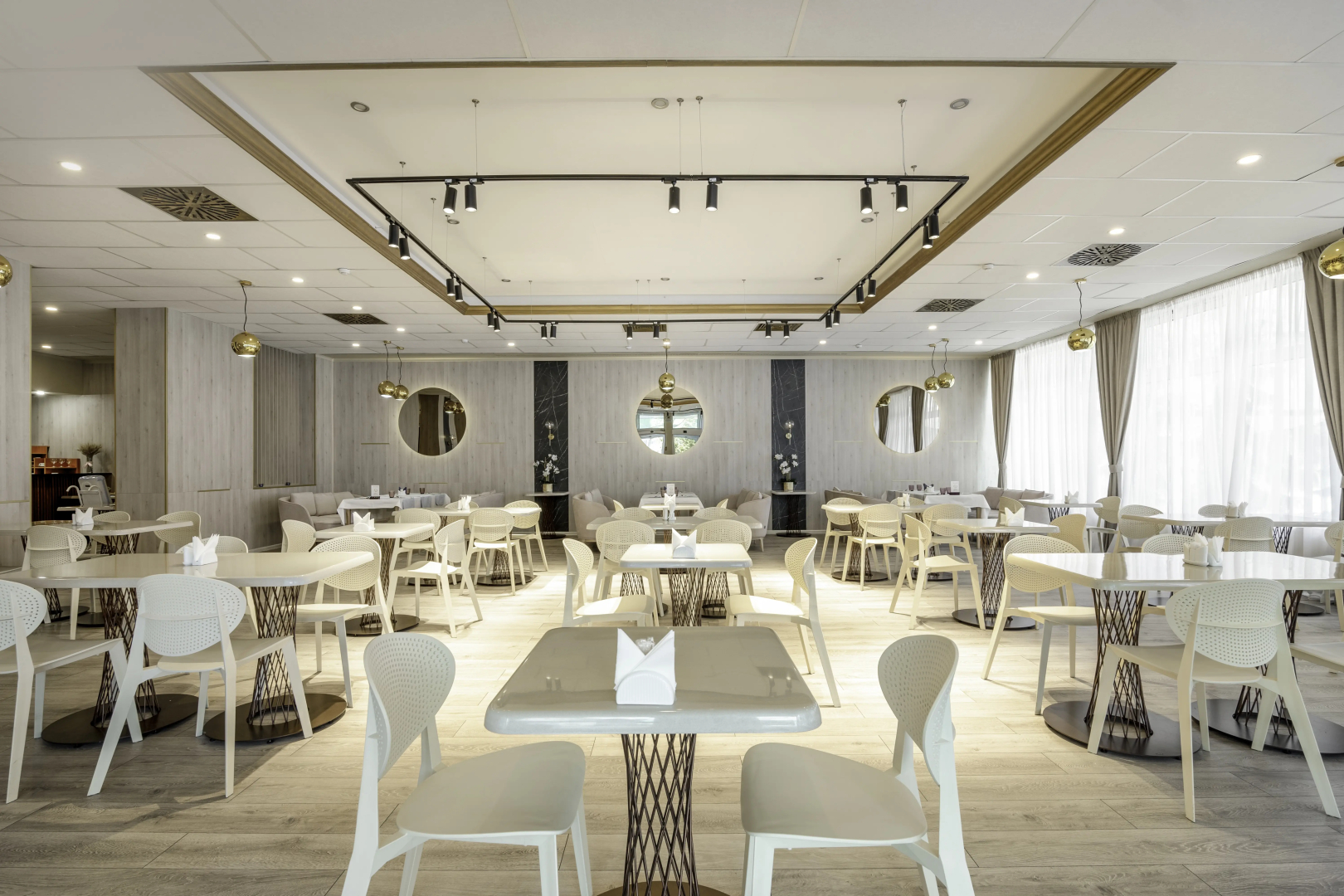 Отель Истра Гарден