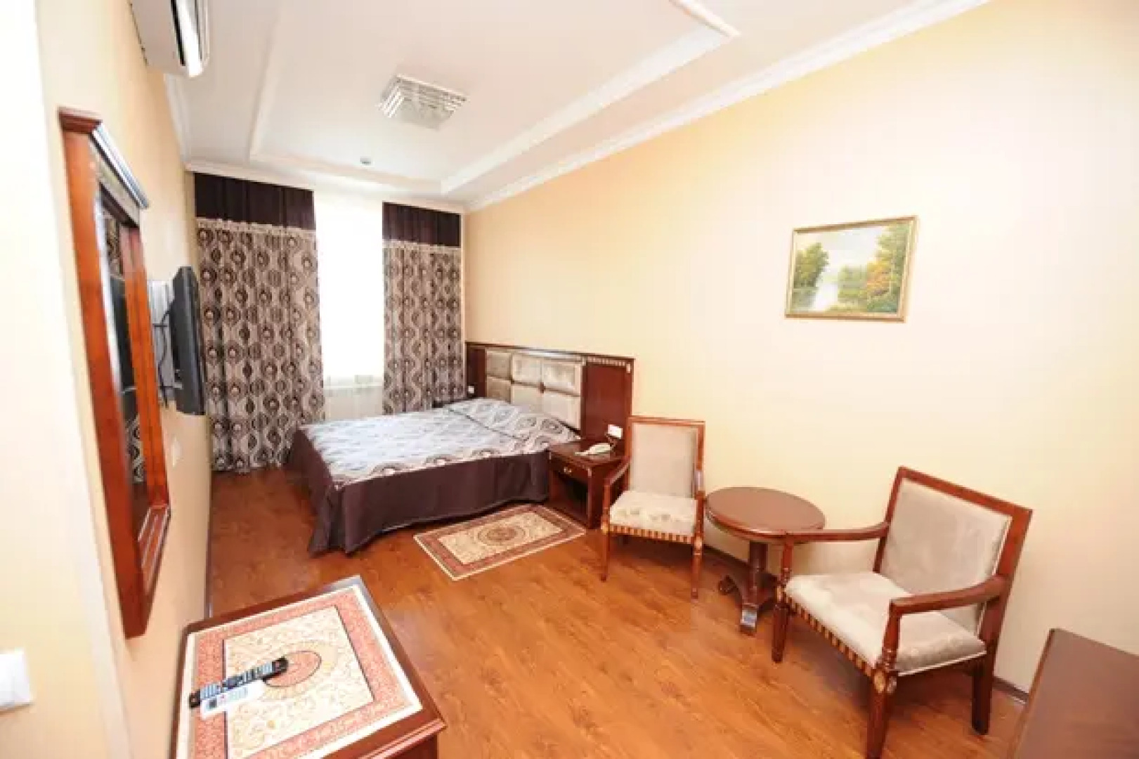 Отель Эдельвейс