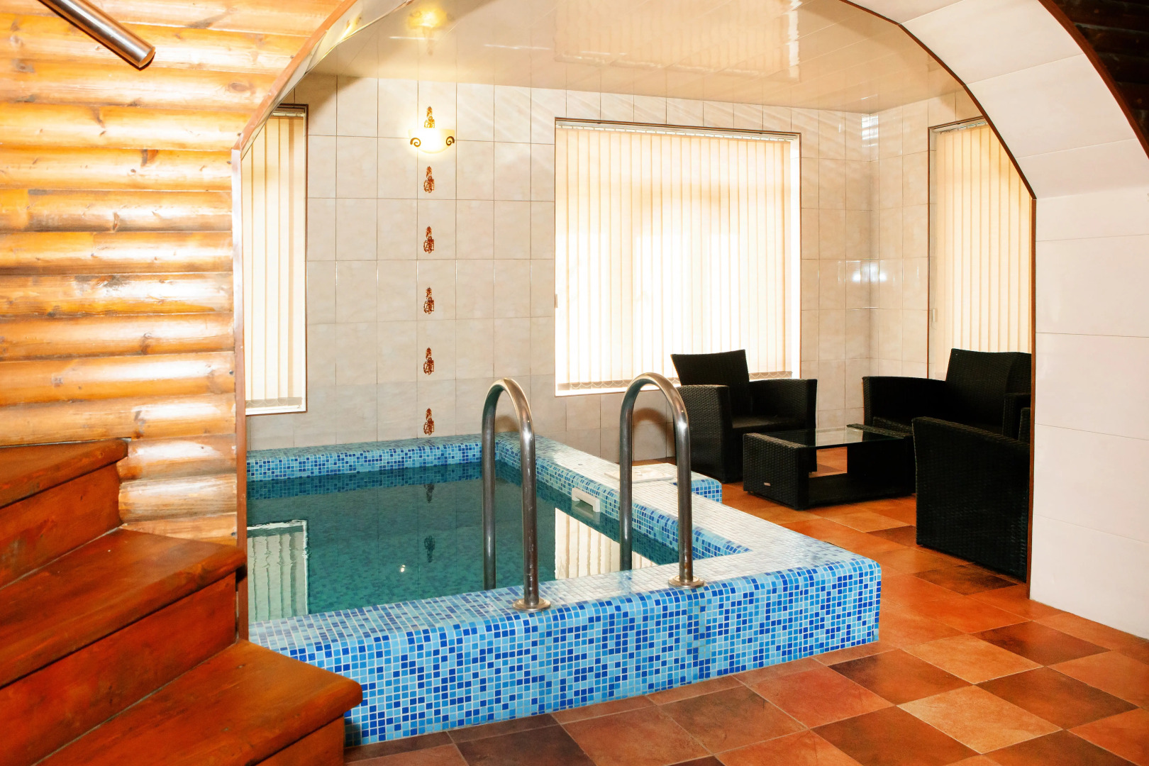 Отель Максимус