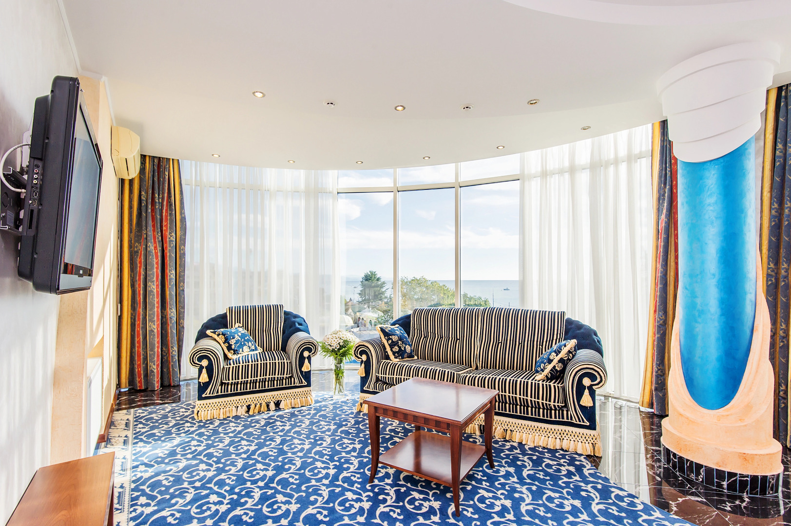 Отель Агора