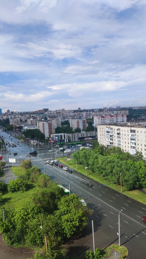 Апартаменты видовые на 14 этаже рядом ТРК Родник