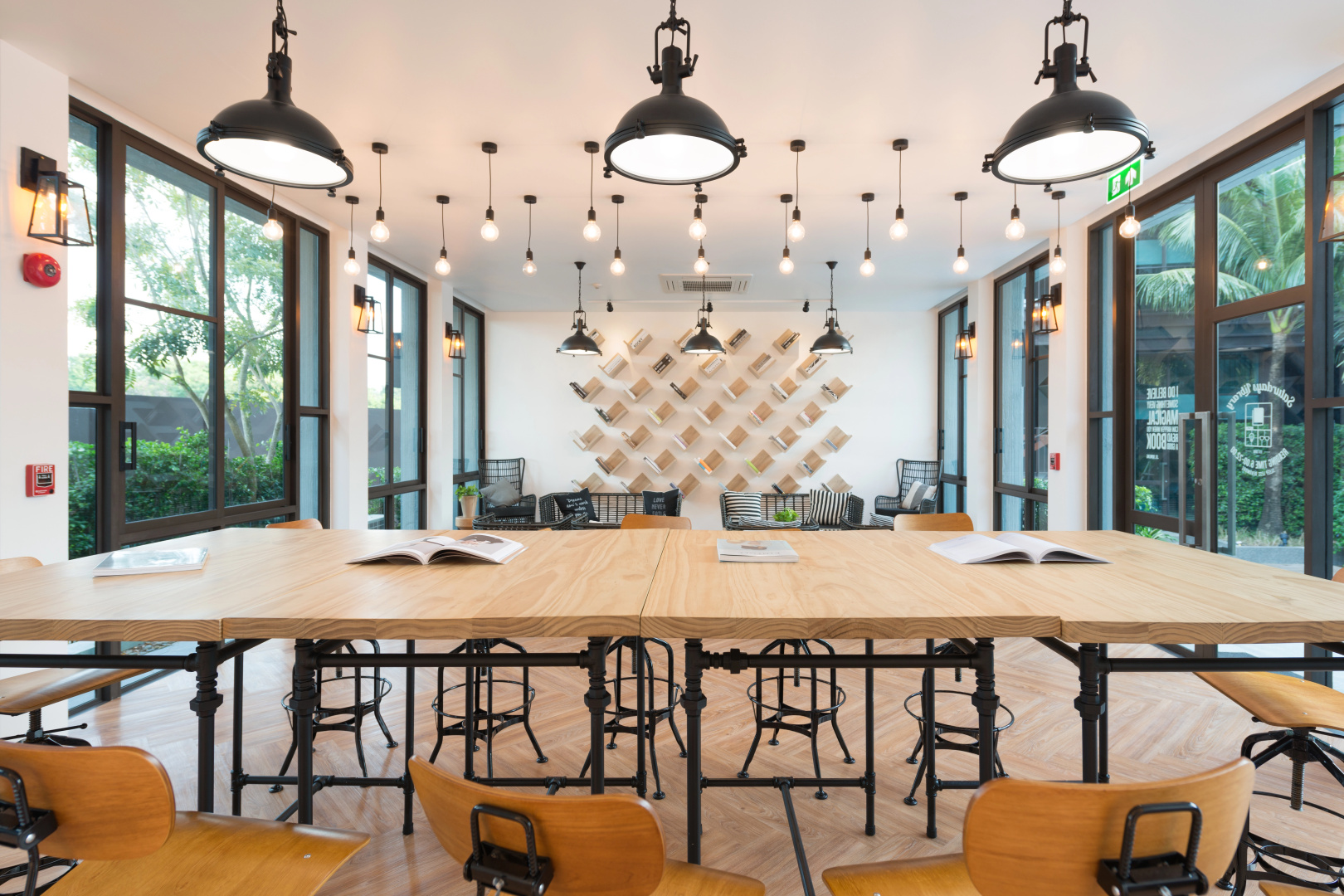 Saturdays Residence by Brown Starling Apart Hotel