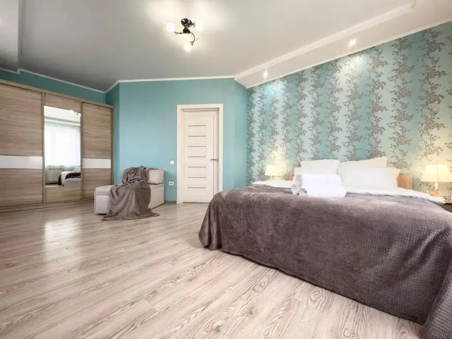 Апартаменты 1 Постовалова 3