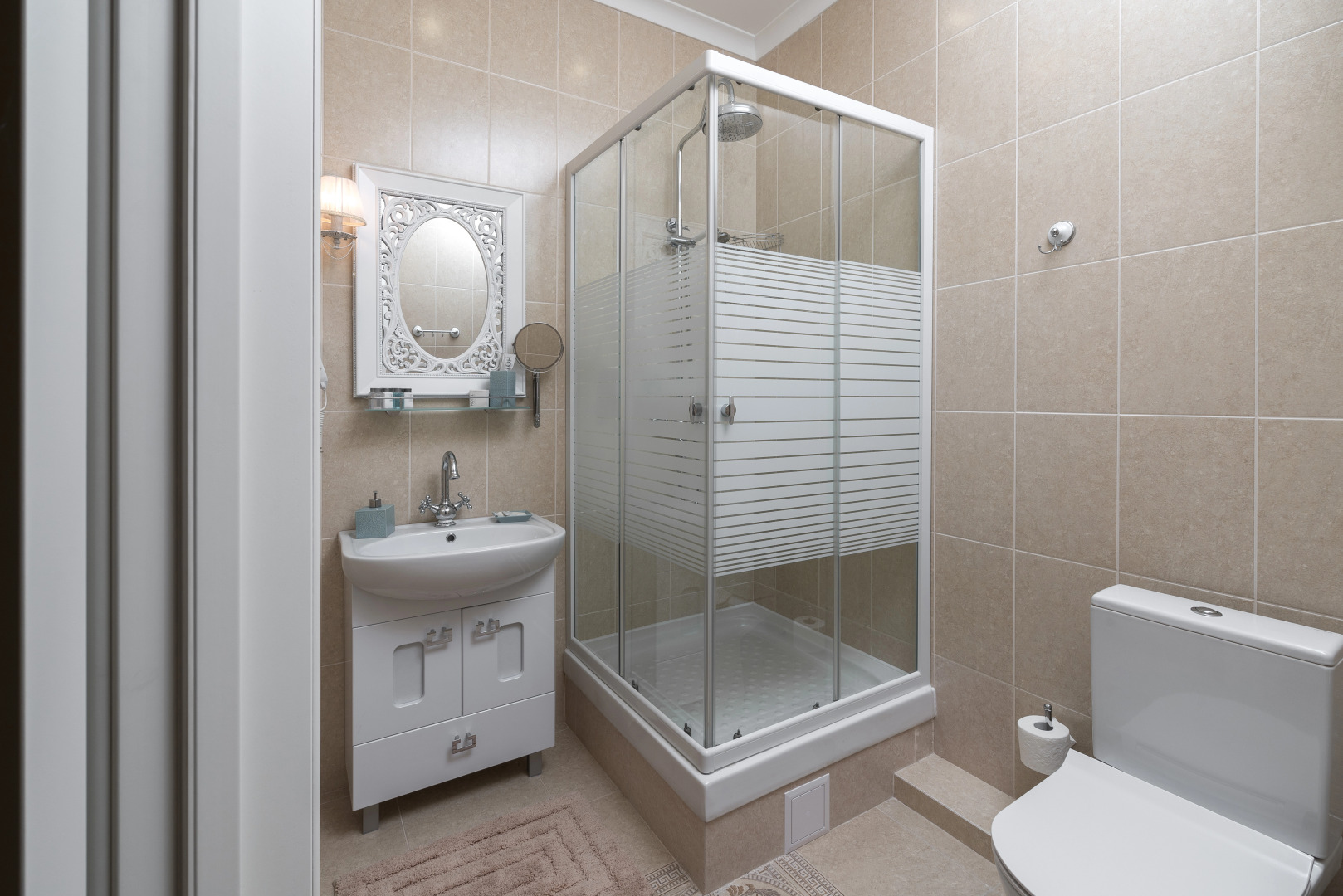 Отель Welcome House