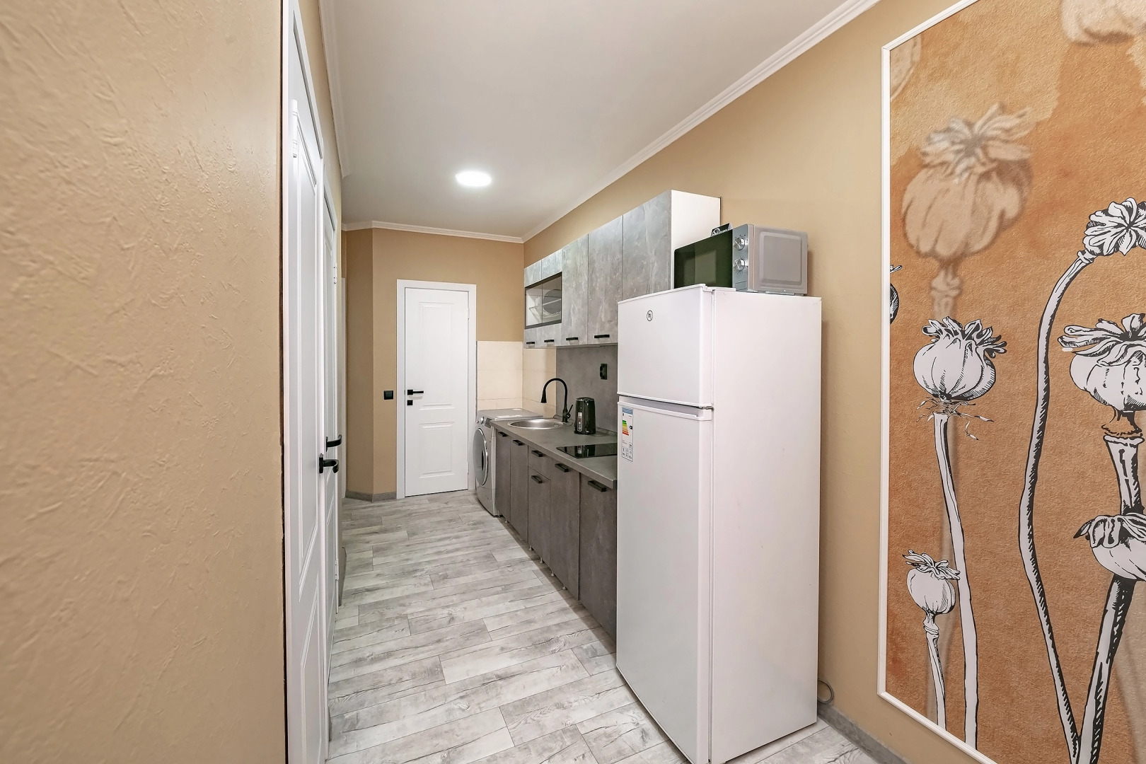 Апартаменты Трехкомнатные в самом центре города на Фокина 19