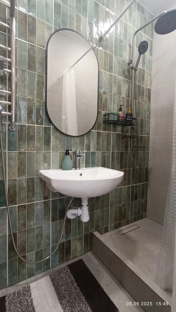 Квартира просторная бульвар Ленина 4