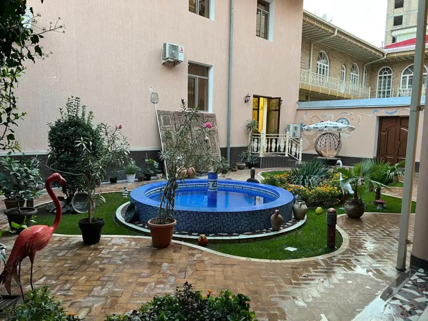 Отель Billuri Sitora