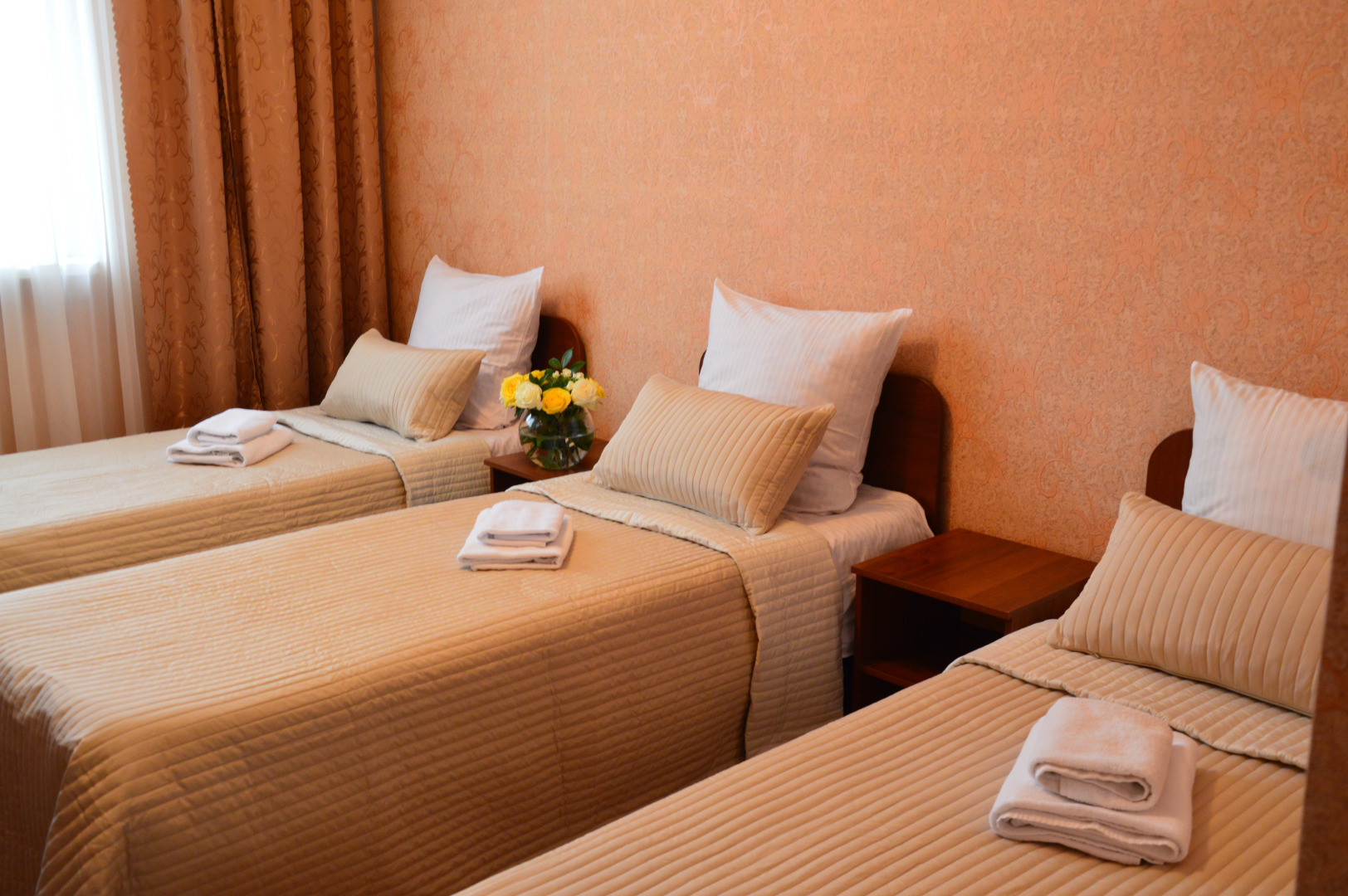 Отель Речная долина