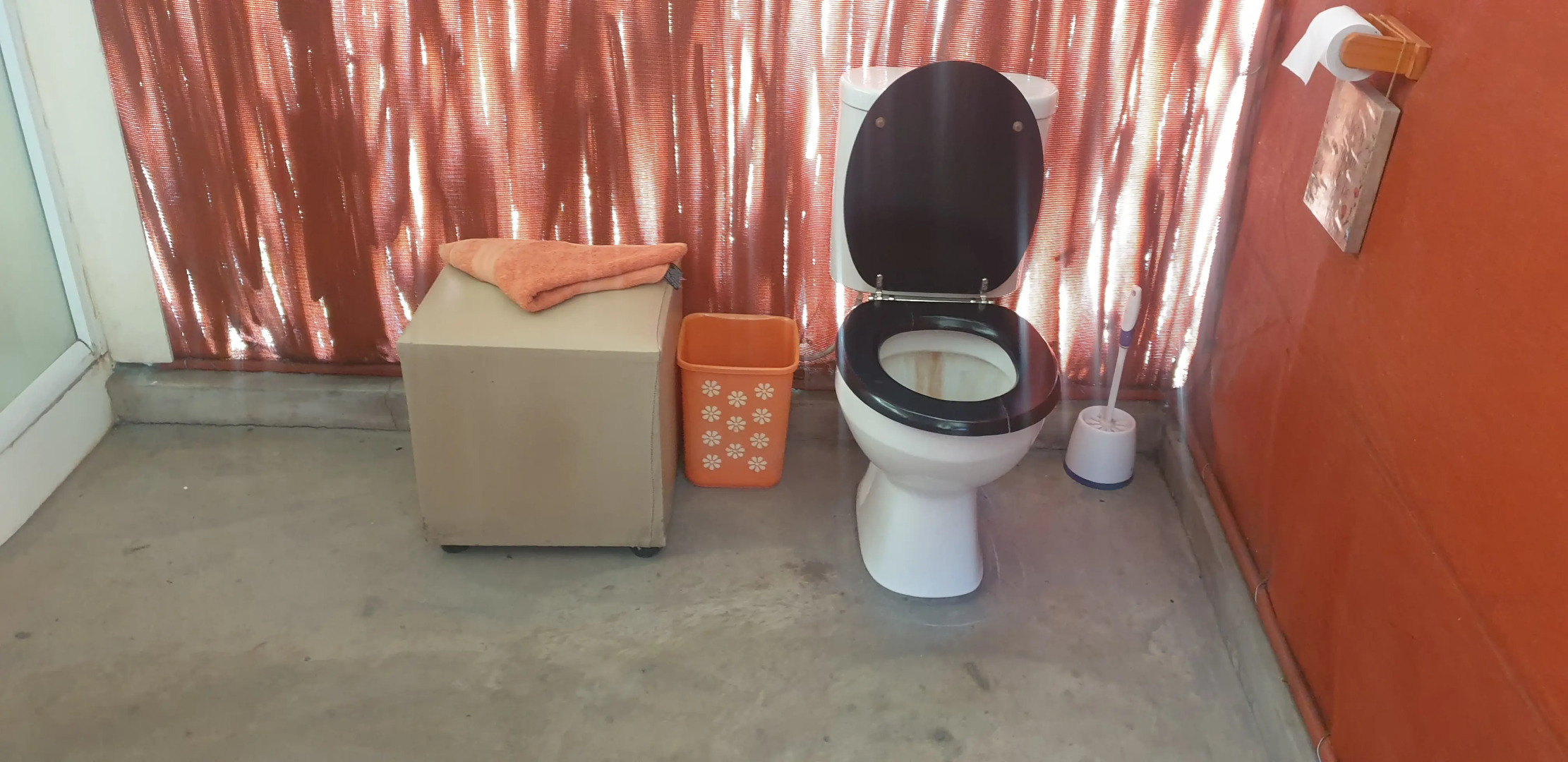 Отель Paradise Rest Camp